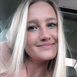 Meet your Posher, Adrian